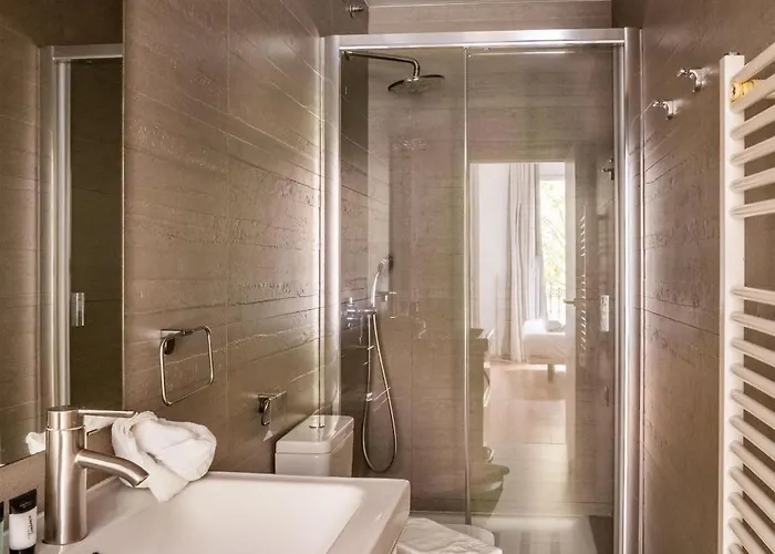 The Collection - Beautiful 4bd 4ba In Eixample District