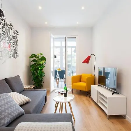Apartamento Beautiful 4bd 4ba In Eixample District