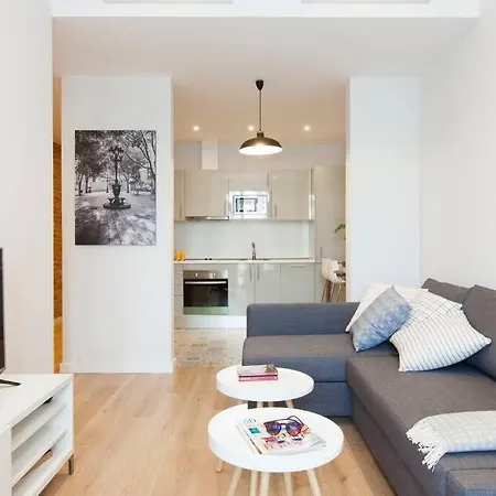 Apartamento Beautiful 4bd 4ba In Eixample District Barcelona
