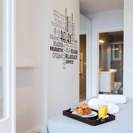 Beautiful 4bd 4ba In Eixample District